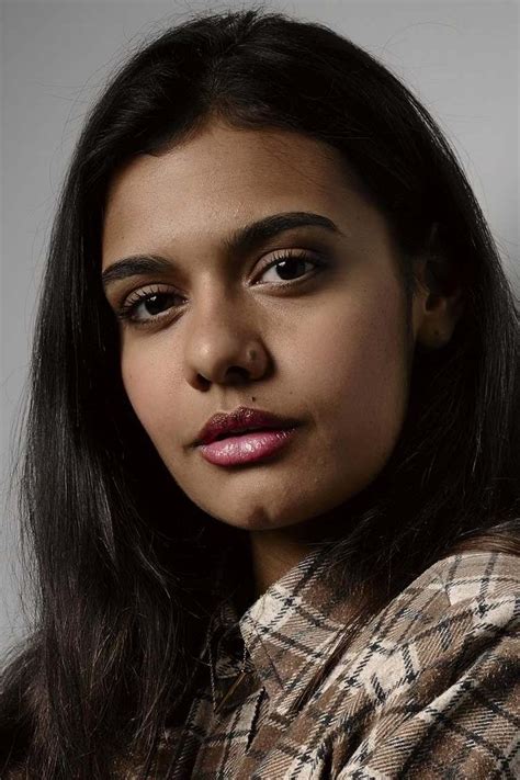Madeleine Madden مادلين مادن .